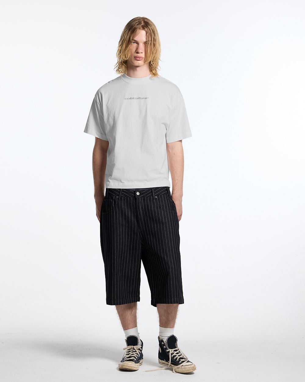 DISTRESS CURVED TEE WHITE - Cold Culture