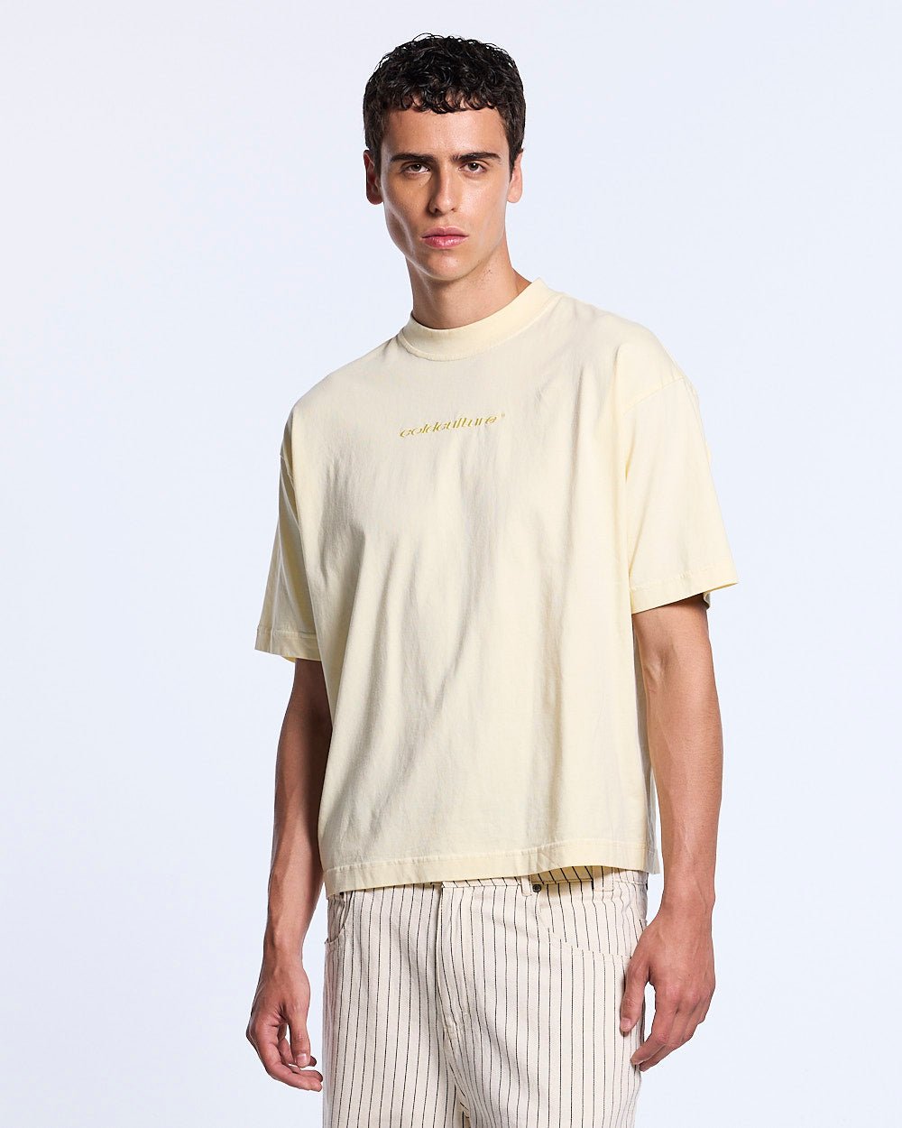 DISTRESS CURVED TEE YELLOW - Cold Culture