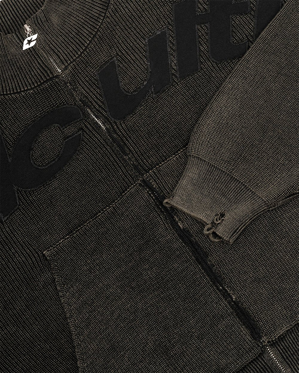 DISTRESS CURVED ZIP KNIT BLACK - Cold Culture