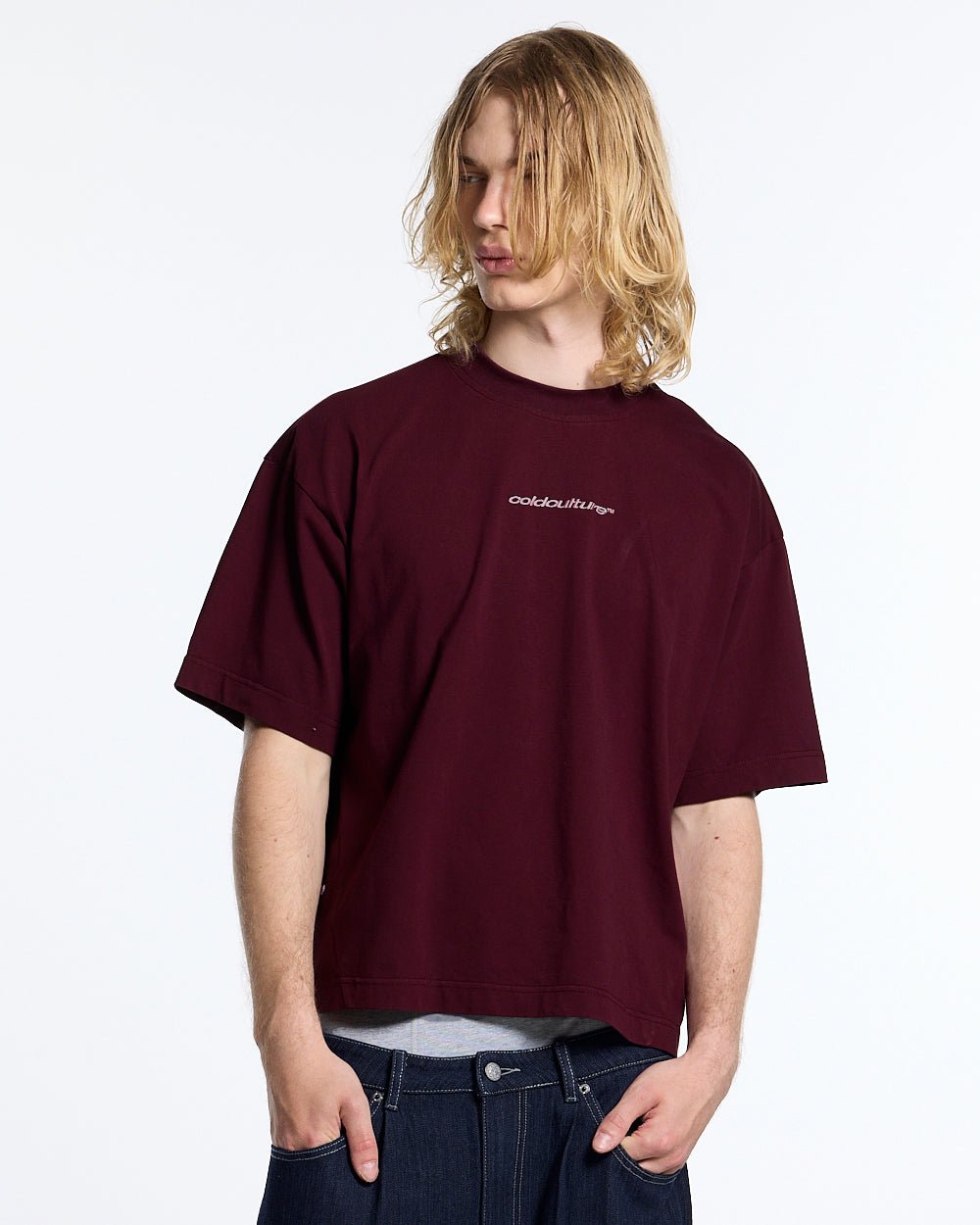 DISTRESS DEFENSE TEE BURGUNDY - Cold Culture