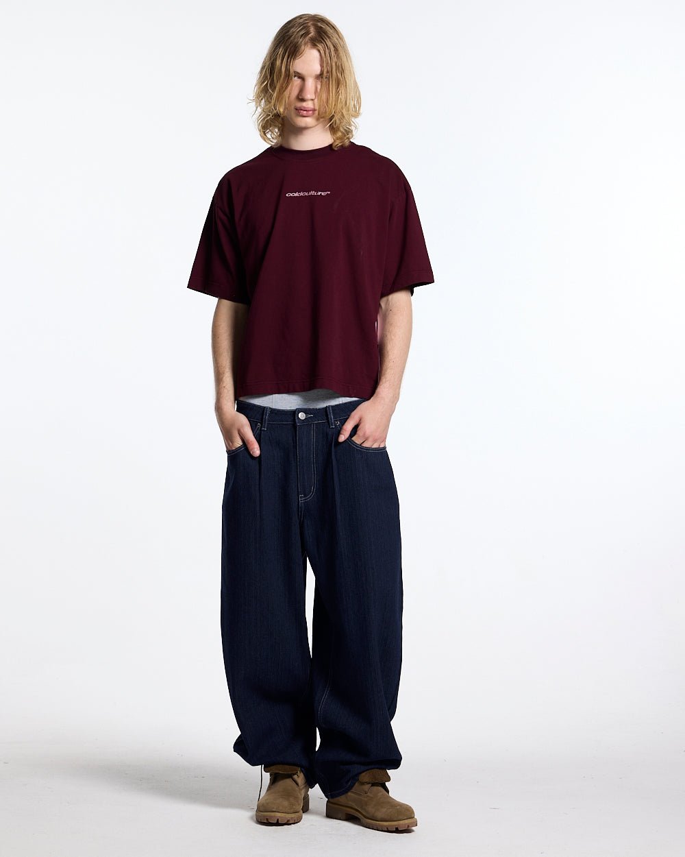 DISTRESS DEFENSE TEE BURGUNDY - Cold Culture