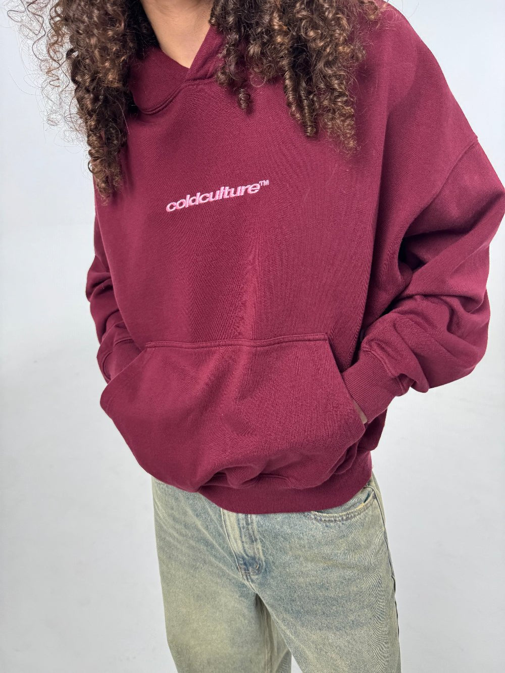 DISTRESSED DEFENSE HOODIE BURGUNDY - Cold Culture