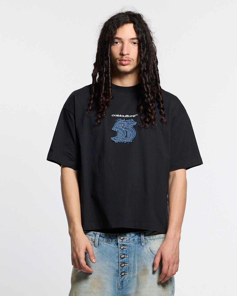 DISTRESSED DOLLAR TEE BLACK - Cold Culture