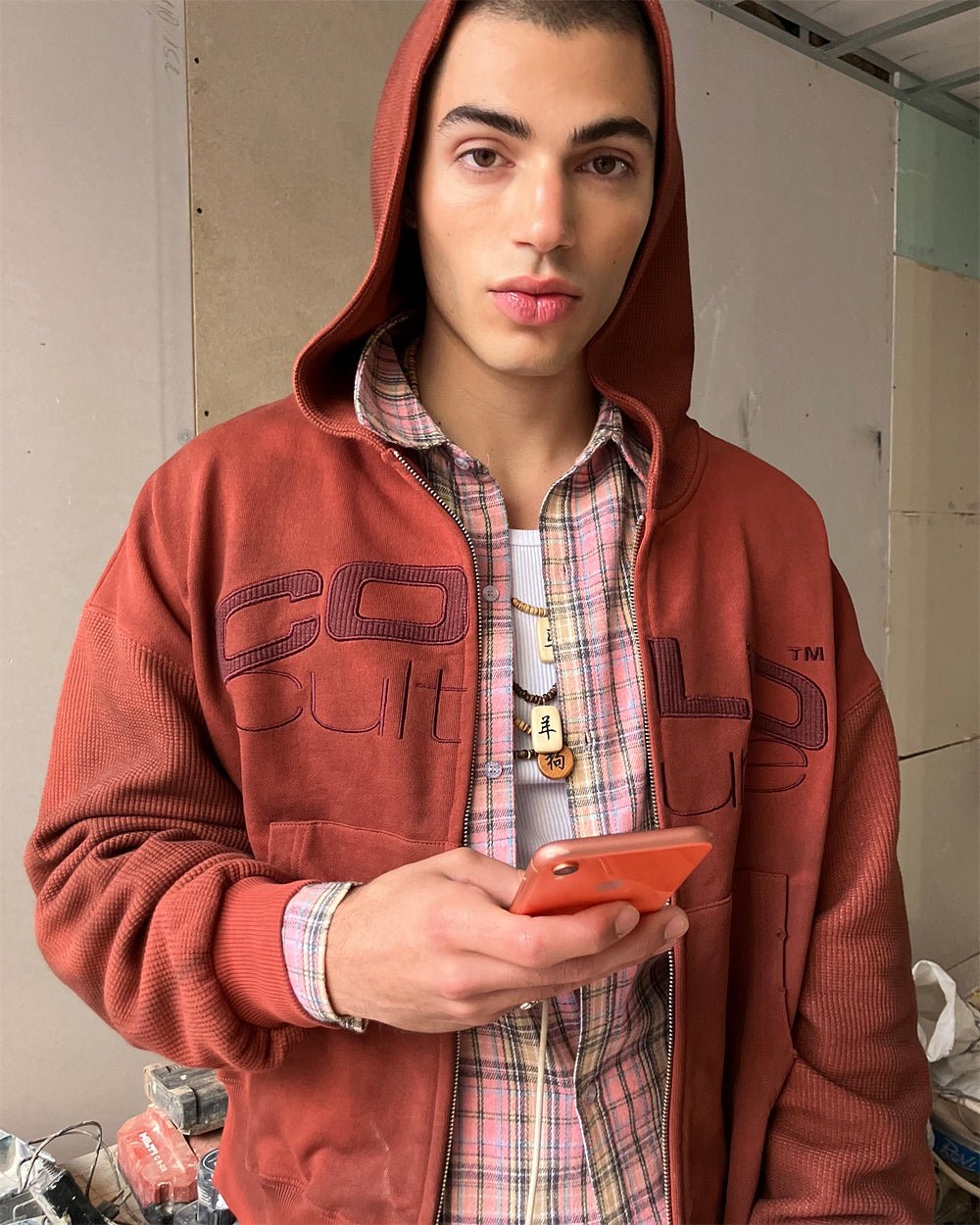 DUST 55 ZIP HOODIE RED - Cold Culture