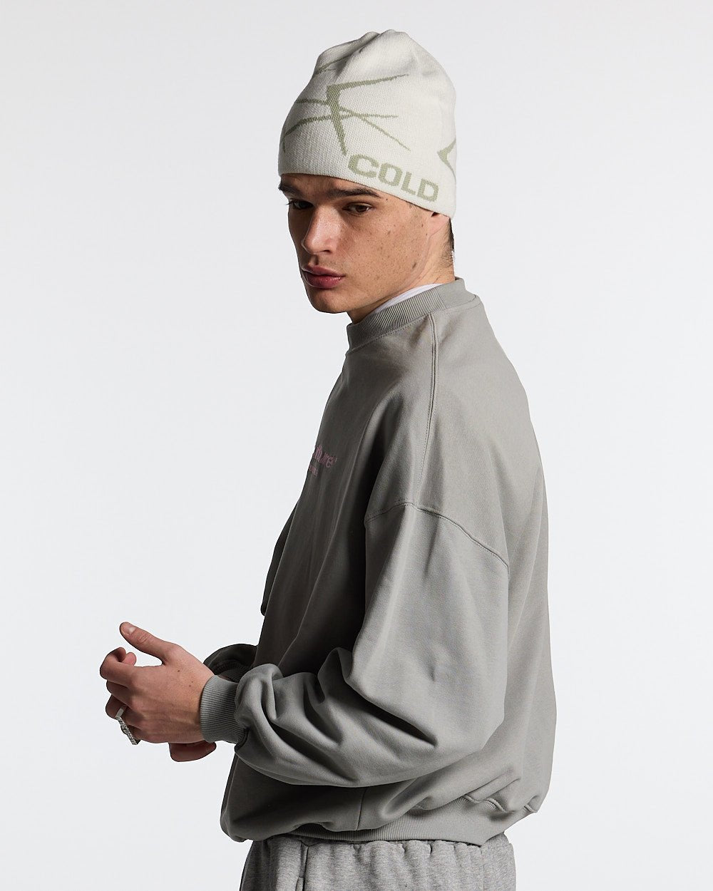 ESSENTIAL CREWNECK ULTIMATE GREY - COLD CULTURE