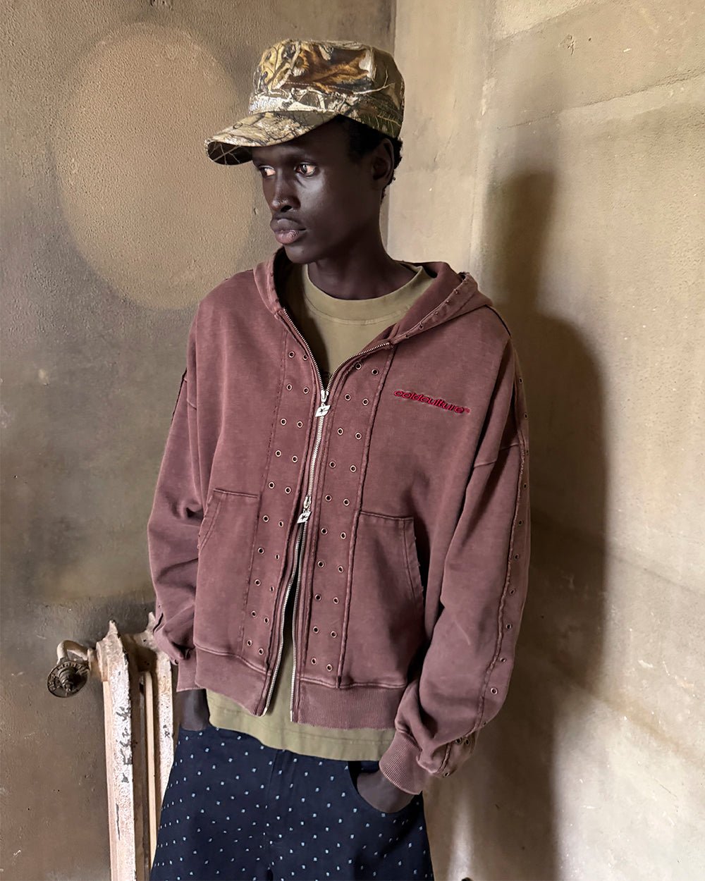 EYELET ZIP HOODIE BROWN - Cold Culture