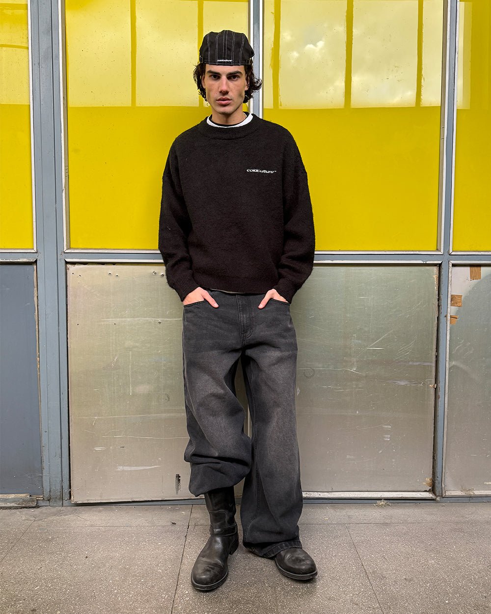 FLUFFY FUR KNIT BLACK - Cold Culture