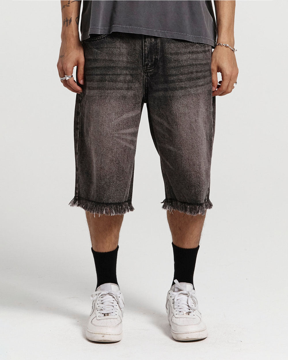 FRAYED V2 SHORTS BLACK STONE DENIM - COLD CULTURE