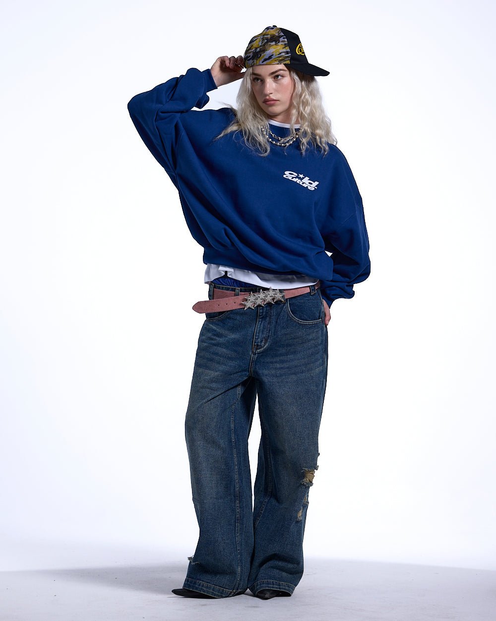 HEART ASHTRAY CREWNECK DARK BLUE - COLD CULTURE