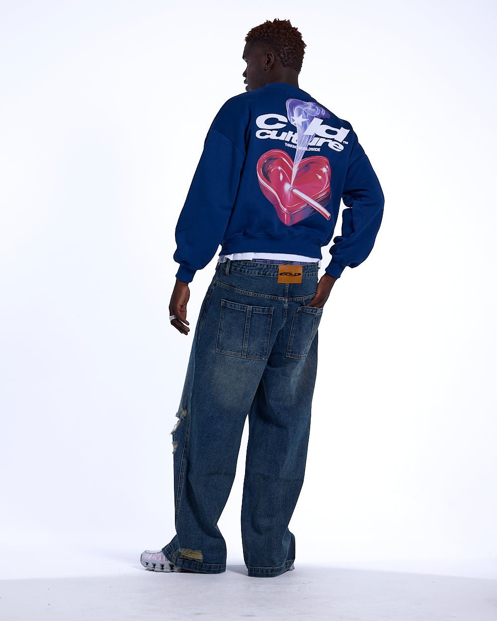 HEART ASHTRAY CREWNECK DARK BLUE - COLD CULTURE