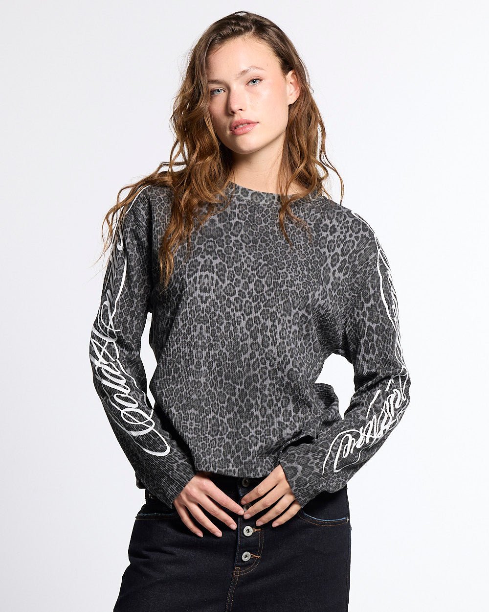 HIDDEN CHEETAH LONGSLEEVE DARK GREY - Cold Culture