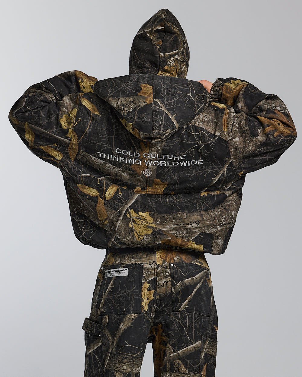 HOODED JACKET REALTREE BLACK - COLD CULTURE