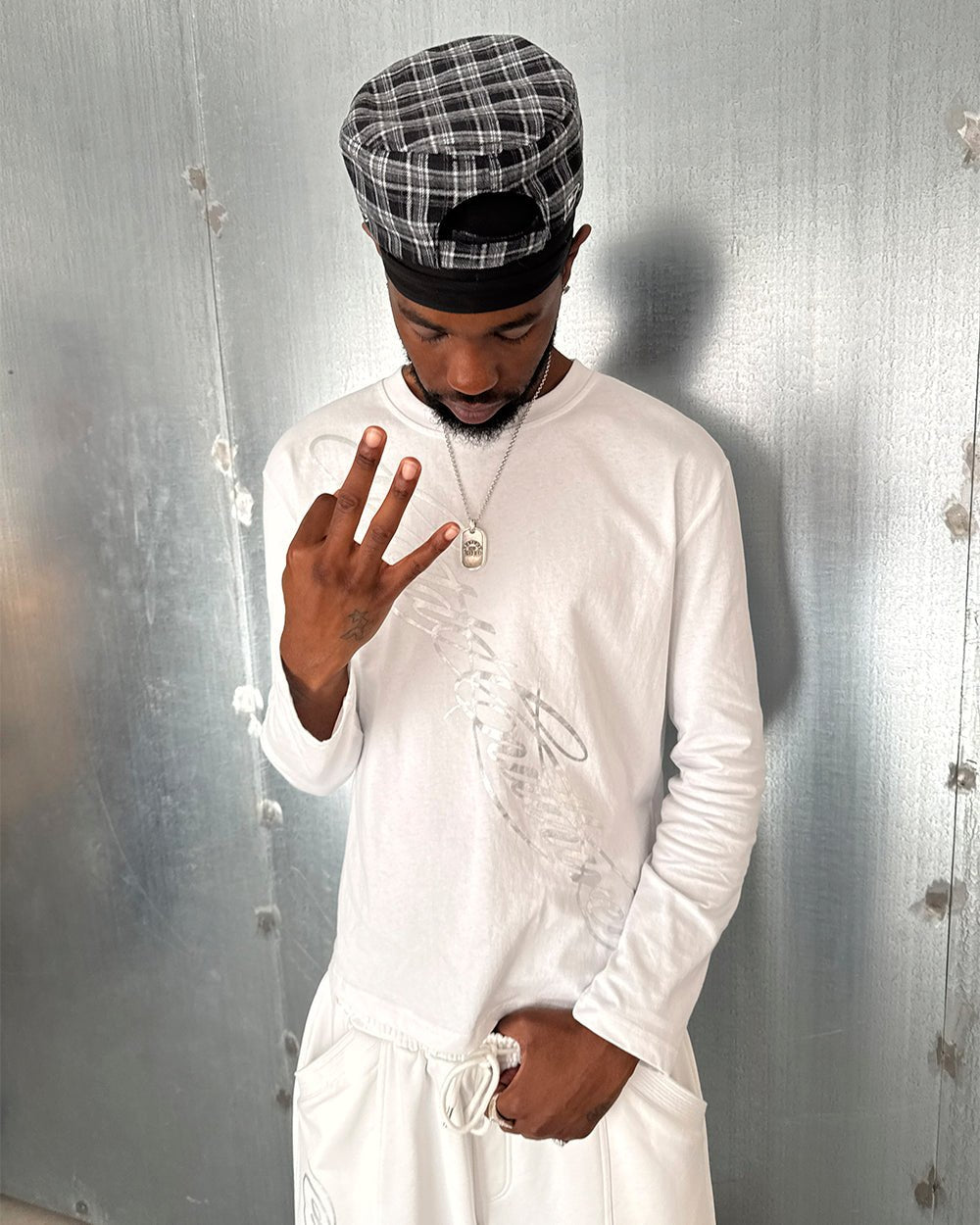 ICON LONGSLEEVE TEE WHITE - Cold Culture