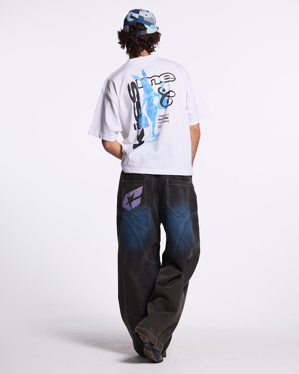 KISS THE BUNNY TEE WHITE - COLD CULTURE