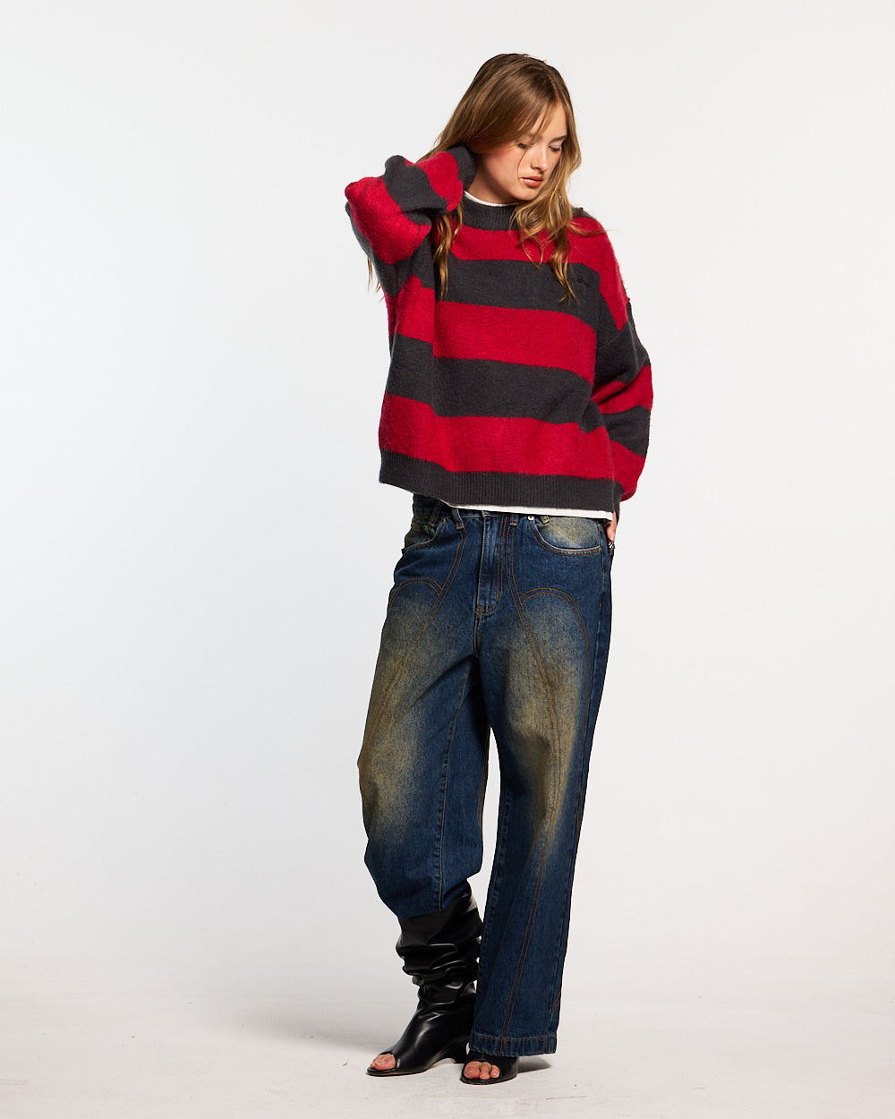 FLUFFY FUR KNIT BLACK & RED