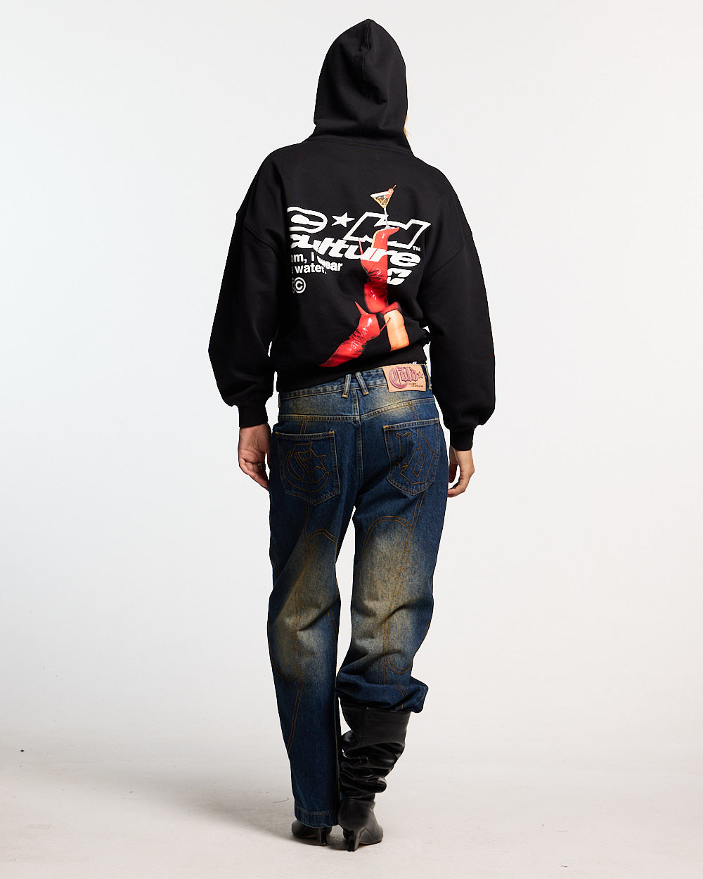 I SWEAR ITS WATER HOODIE BLACK