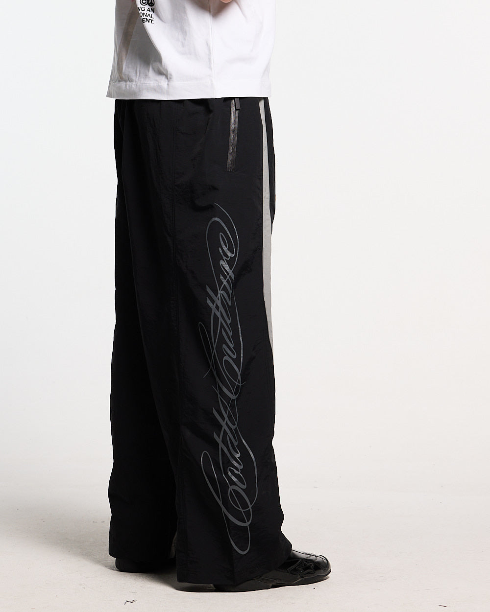 SCRIPT TECH PANTS BLACK