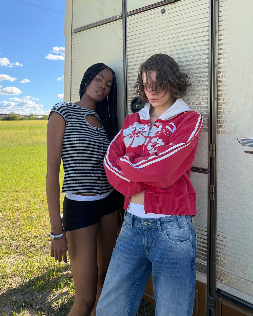 LUSH ZIP HOODIE RED - Cold Culture