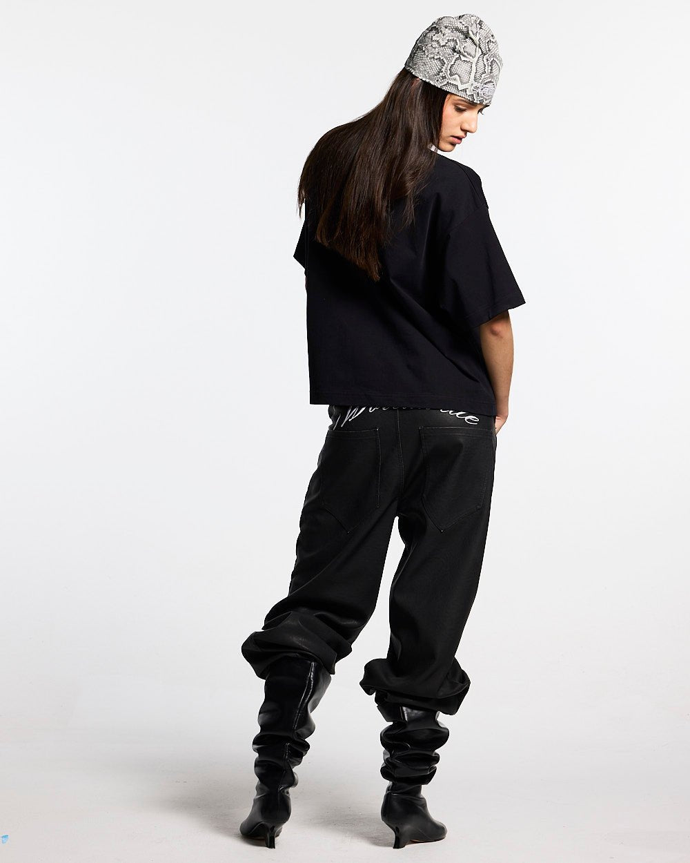 MR WORLDWIDE TEE BLACK - Cold Culture