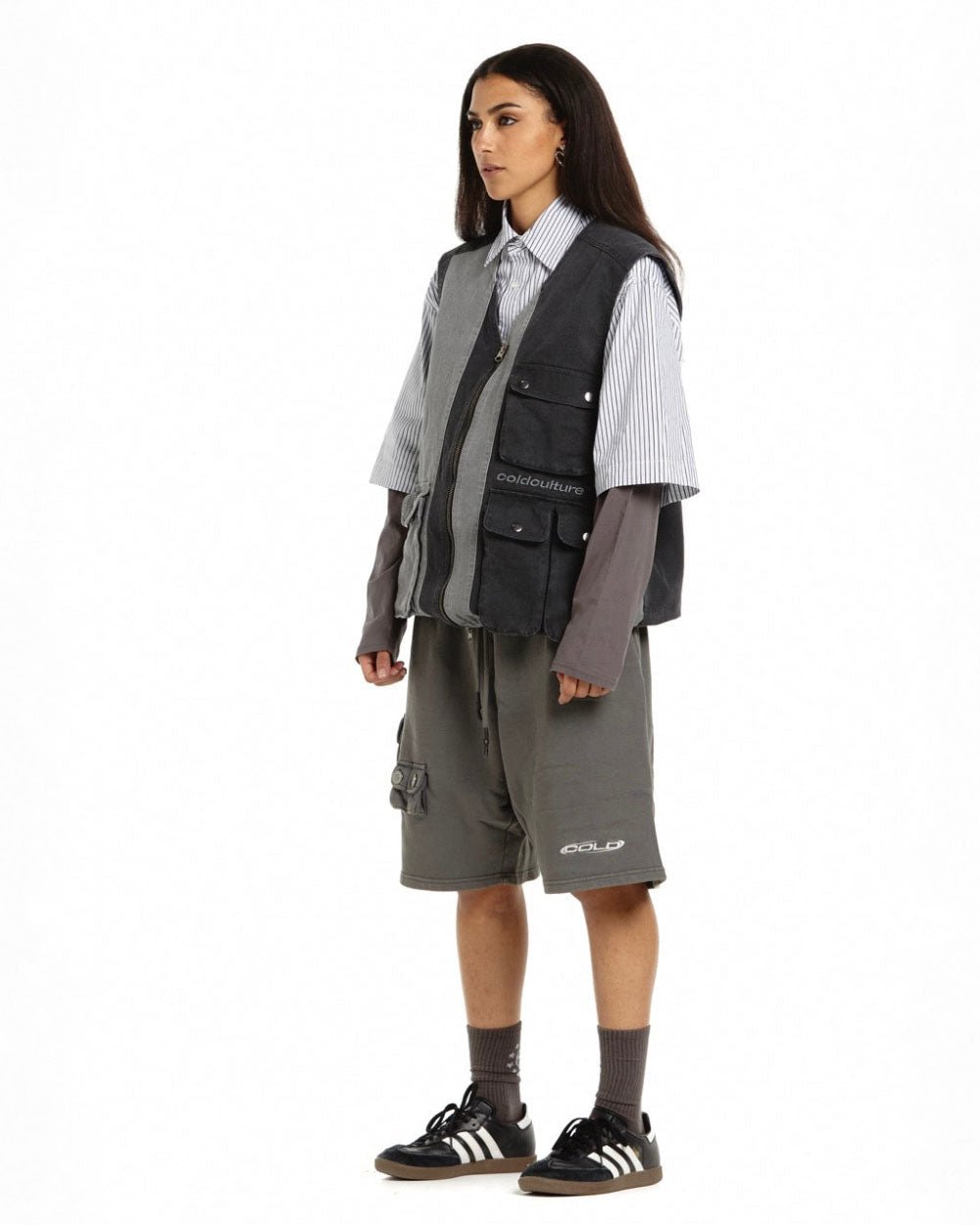 MULTI - POCKET VEST BLACK - COLD CULTURE