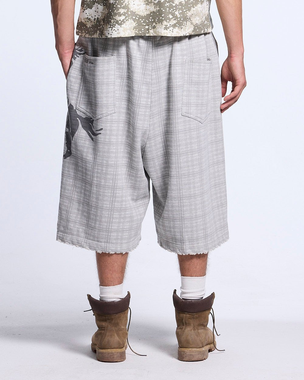 NOVEL SHORT SWEATPANTS GREY - Cold Culture