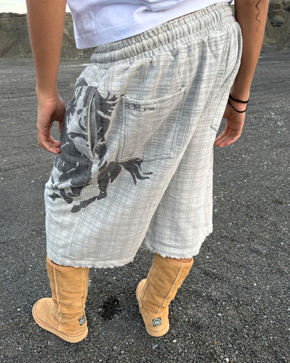 NOVEL SHORT SWEATPANTS GREY - Cold Culture
