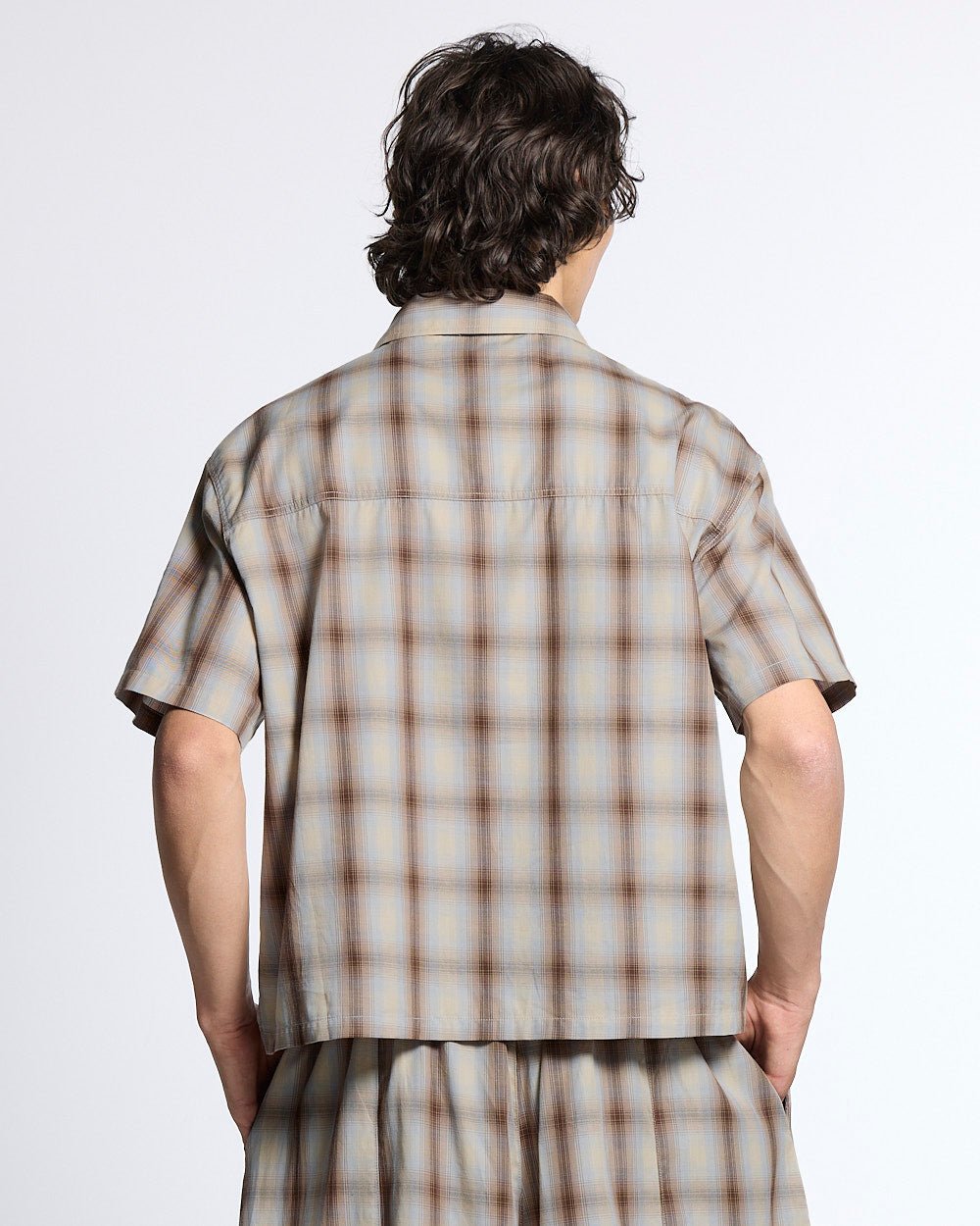 OFFICE SCRIPT SHIRT BEIGE - Cold Culture