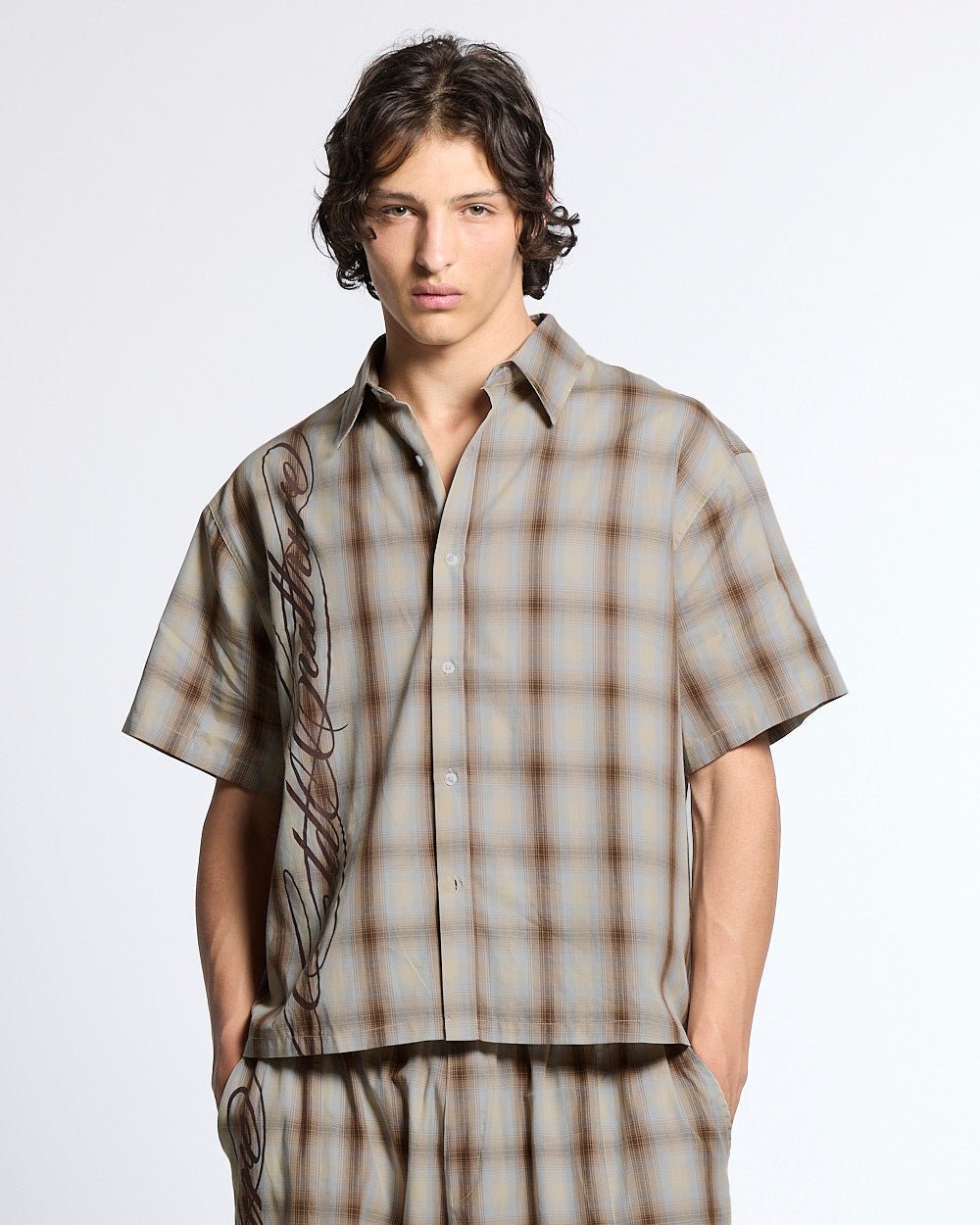 OFFICE SCRIPT SHIRT BEIGE - Cold Culture
