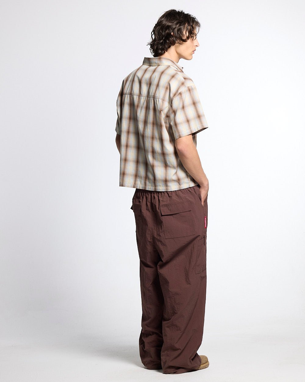 OFFICE SCRIPT SHIRT BEIGE - Cold Culture