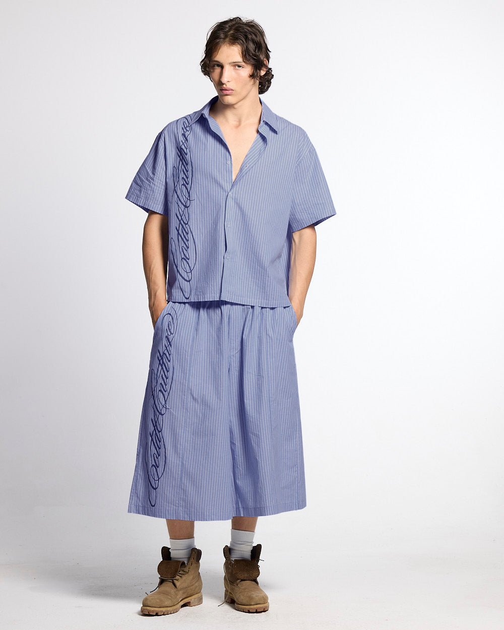 OFFICE SCRIPT SHORTS BLUE - Cold Culture