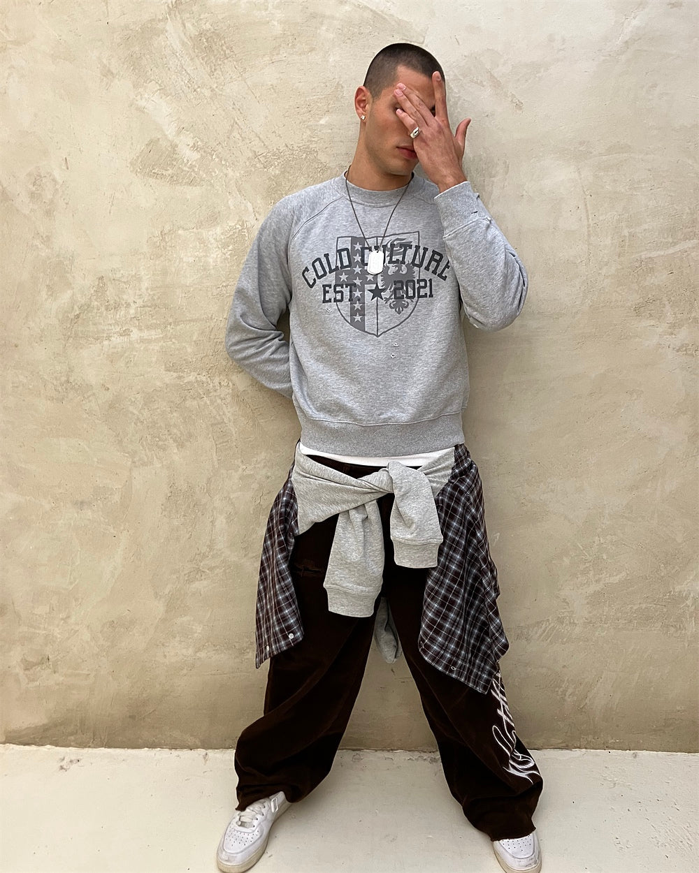 OUTLAW CREWNECK HEATHER GREY - Cold Culture