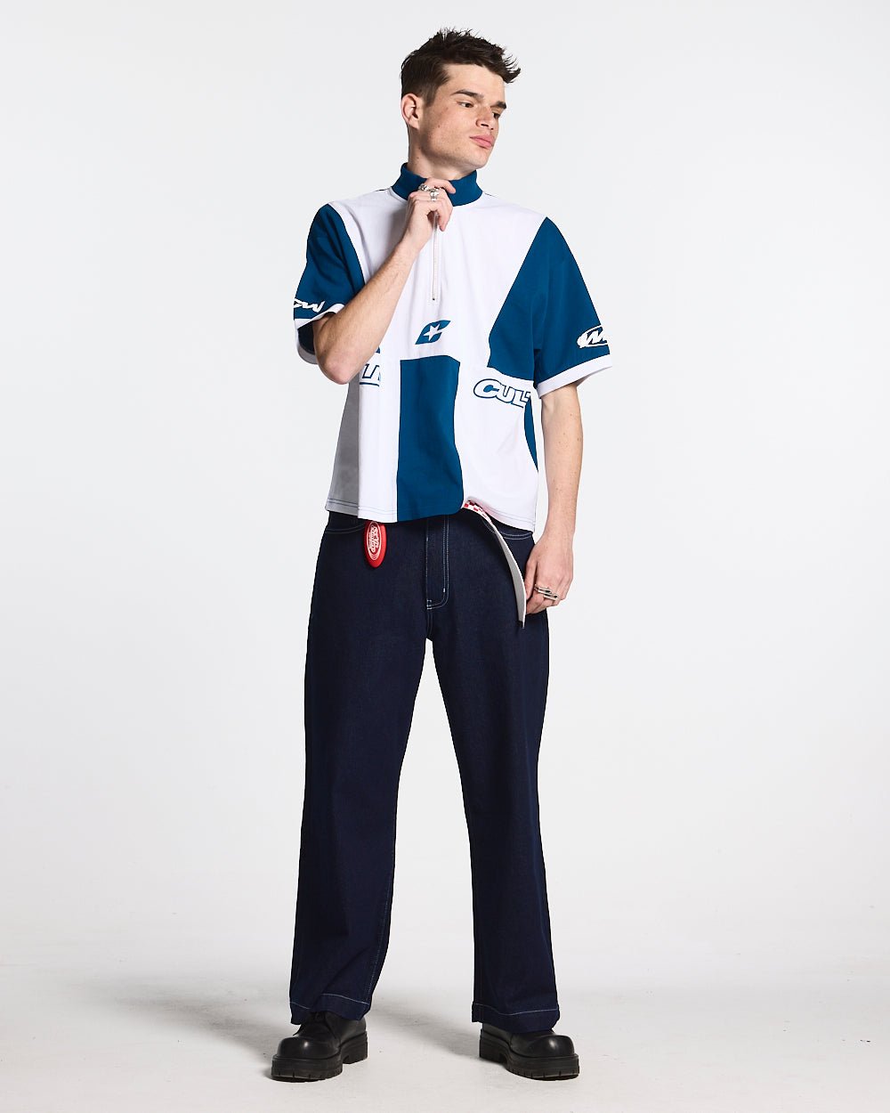 PANELS POLO TEE WHITE AND BLUE - COLD CULTURE
