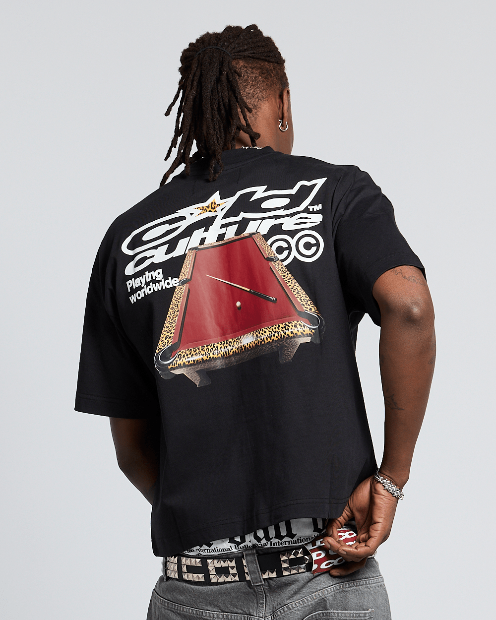 PLAYING WORLDWIDE TEE BLACK - Cold Culture