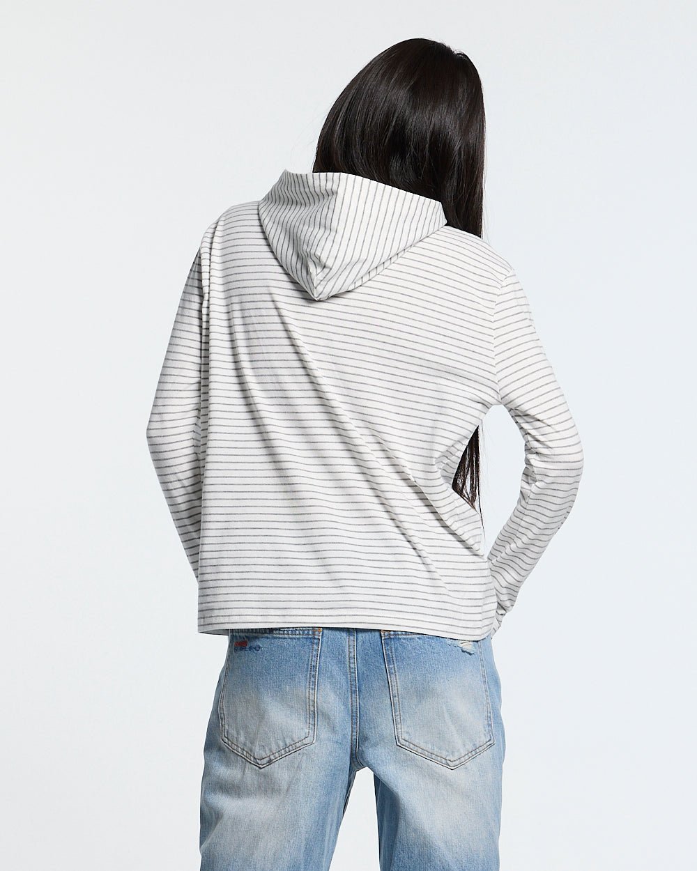 POSTAL HOODED LONGSLEEVE WHITE - Cold Culture