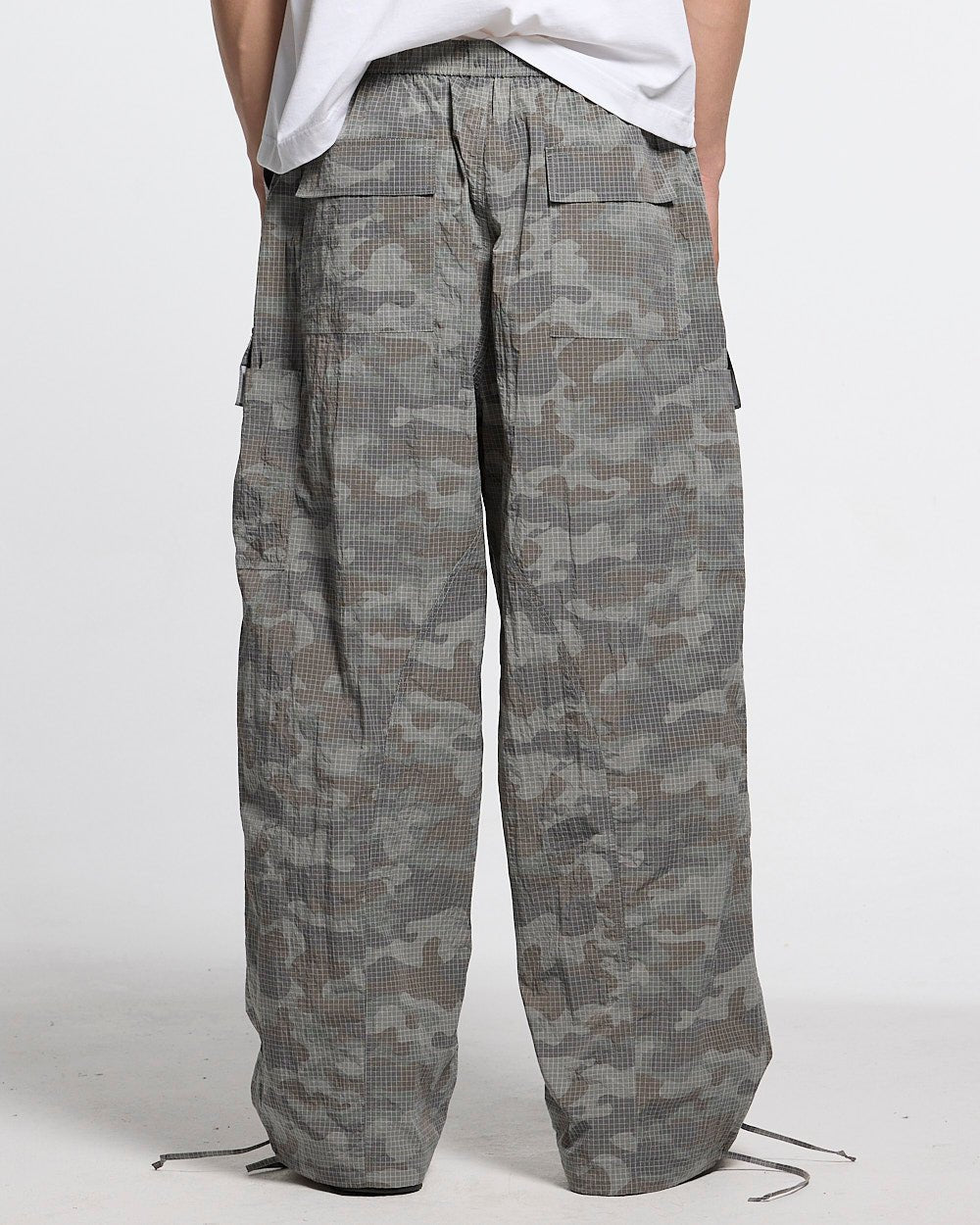 RESERVED CARGO PANTS CAMO - Cold Culture