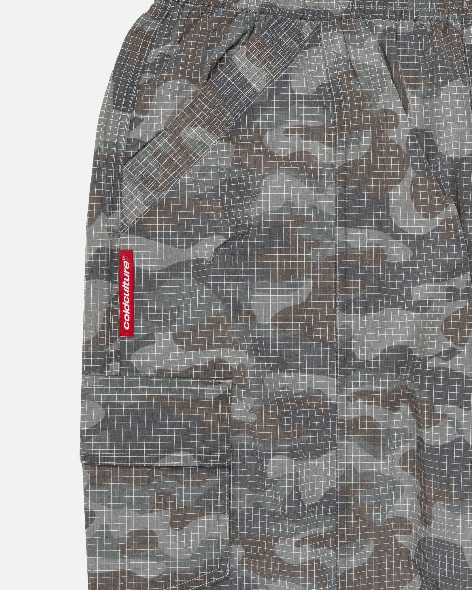 RESERVED CARGO PANTS CAMO - Cold Culture