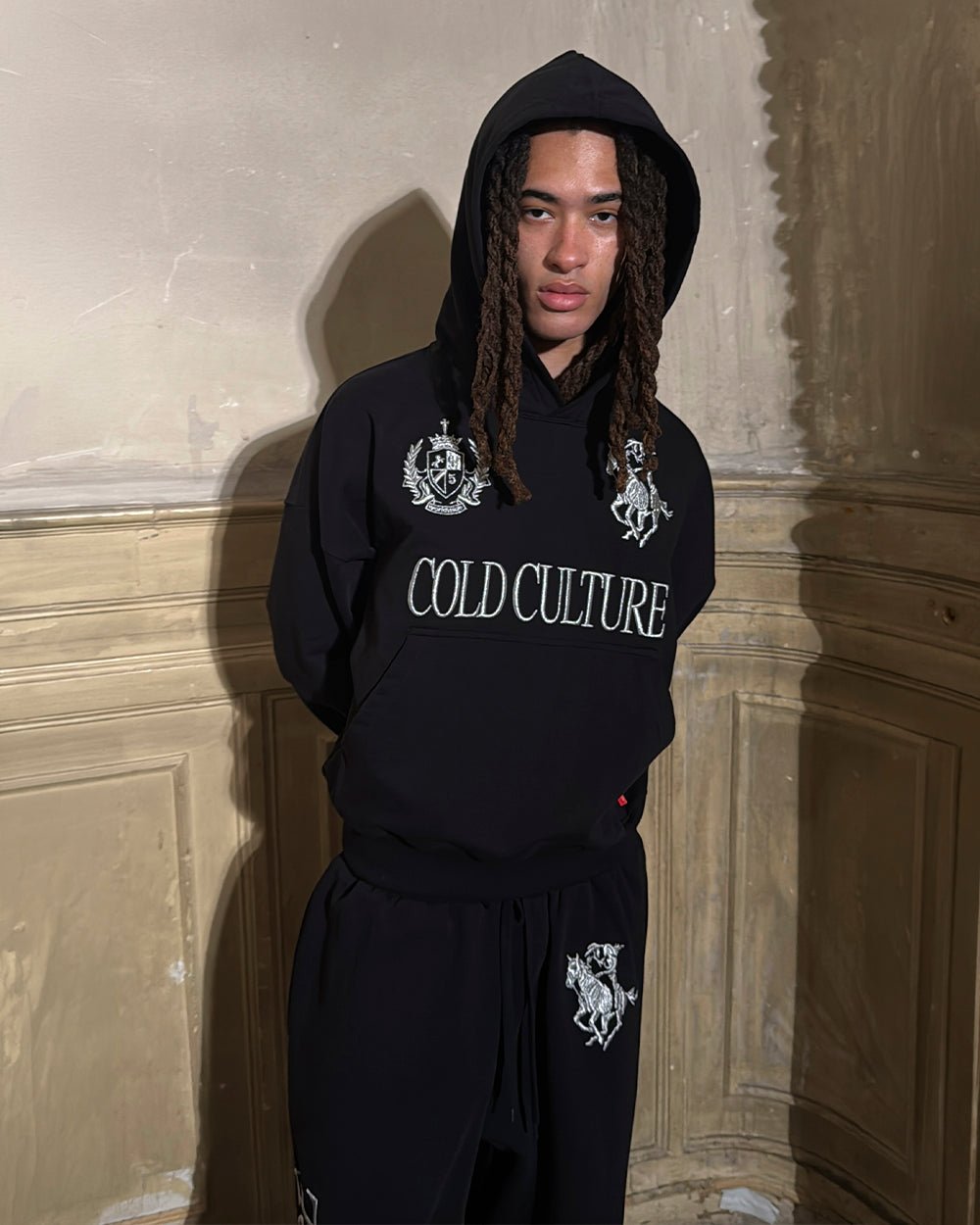 RIDING CLUB HOODIE BLACK - Cold Culture