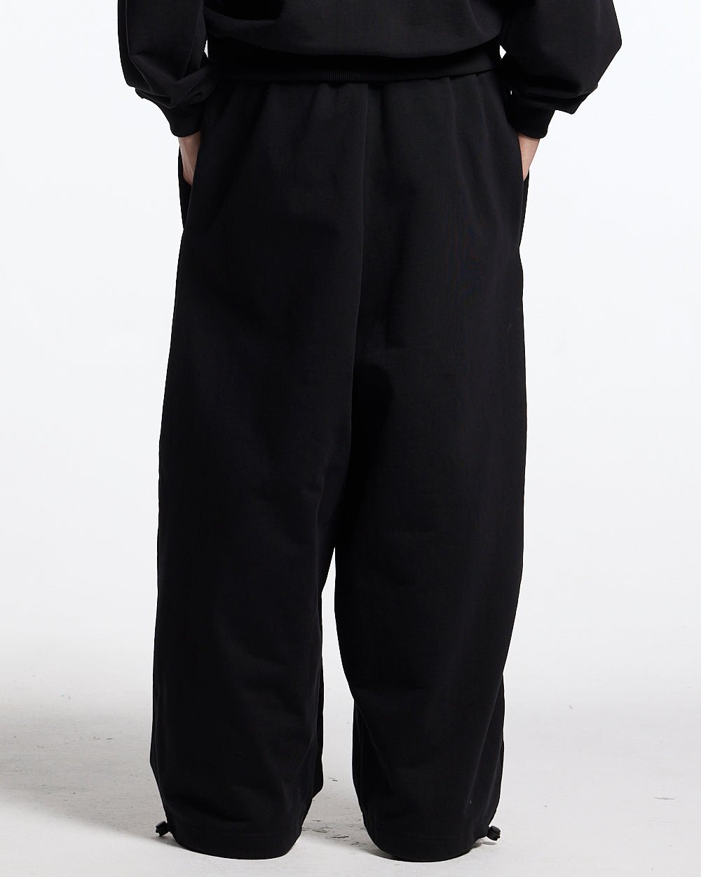 RIDING CLUB SWEATPANTS BLACK - Cold Culture