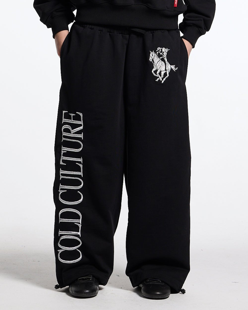 RIDING CLUB SWEATPANTS BLACK - Cold Culture