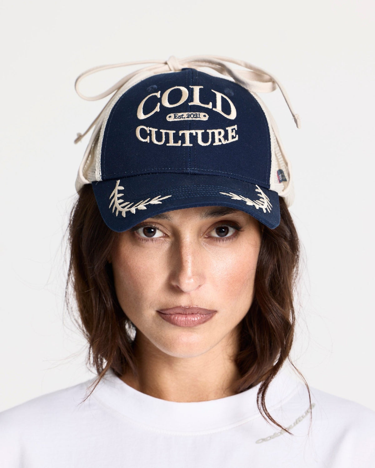 SCOUT CAP NAVY AND OFF-WHITE - Cold Culture
