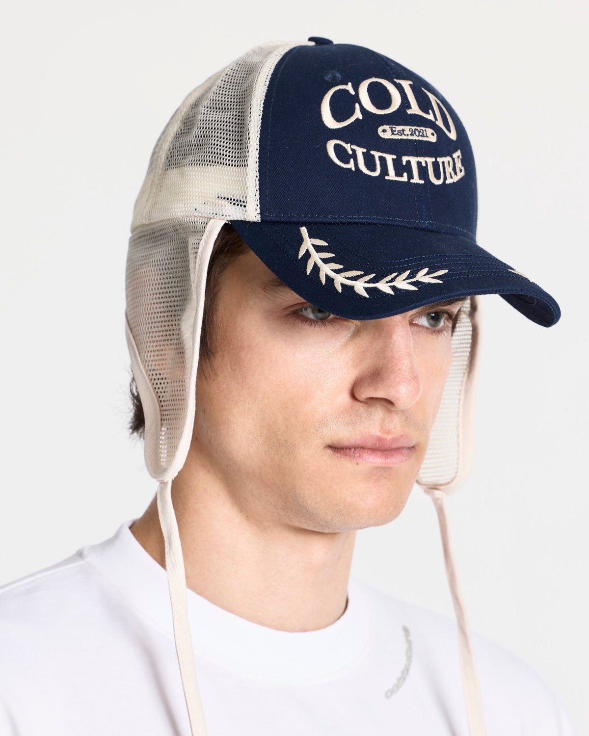 SCOUT CAP NAVY AND OFF-WHITE - Cold Culture