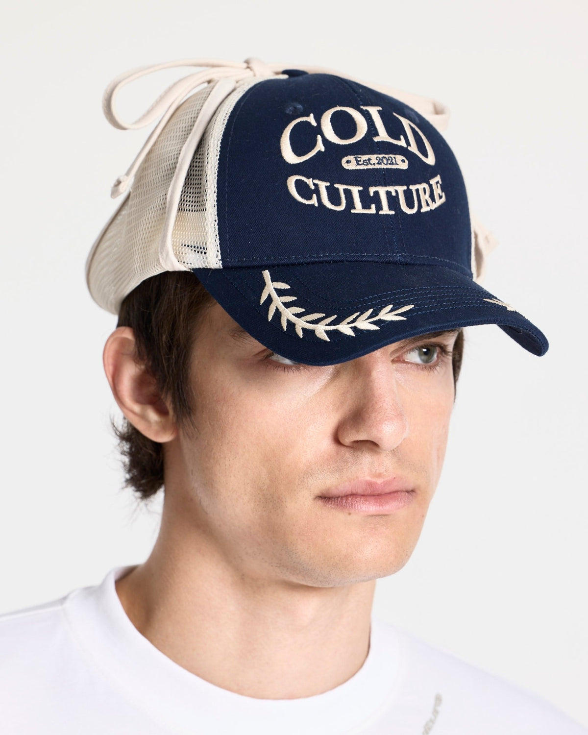 SCOUT CAP NAVY AND OFF-WHITE - Cold Culture