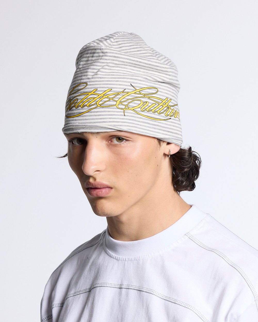 SCRIPTED STRIPES BEANIE WHITE - Cold Culture