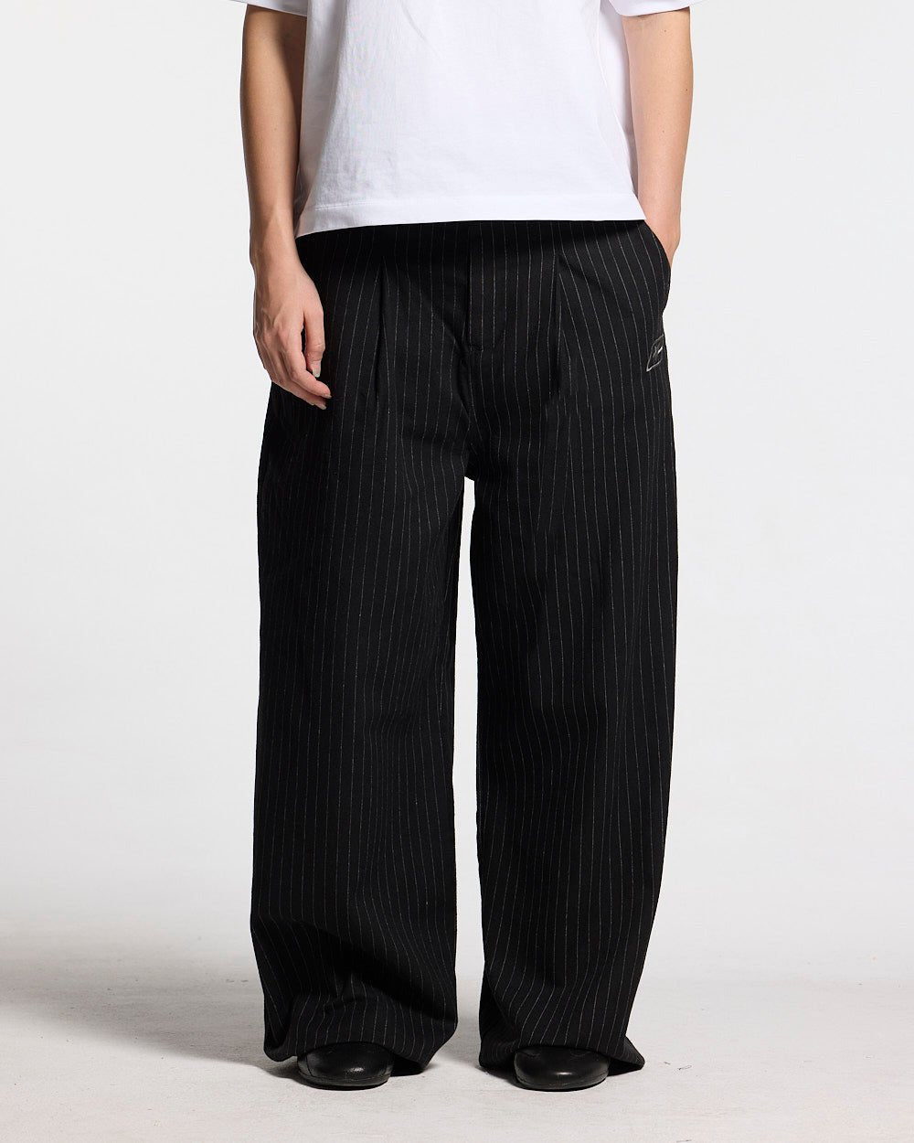 SEAM EFFECT LINE PANTS BLACK - Cold Culture #woman