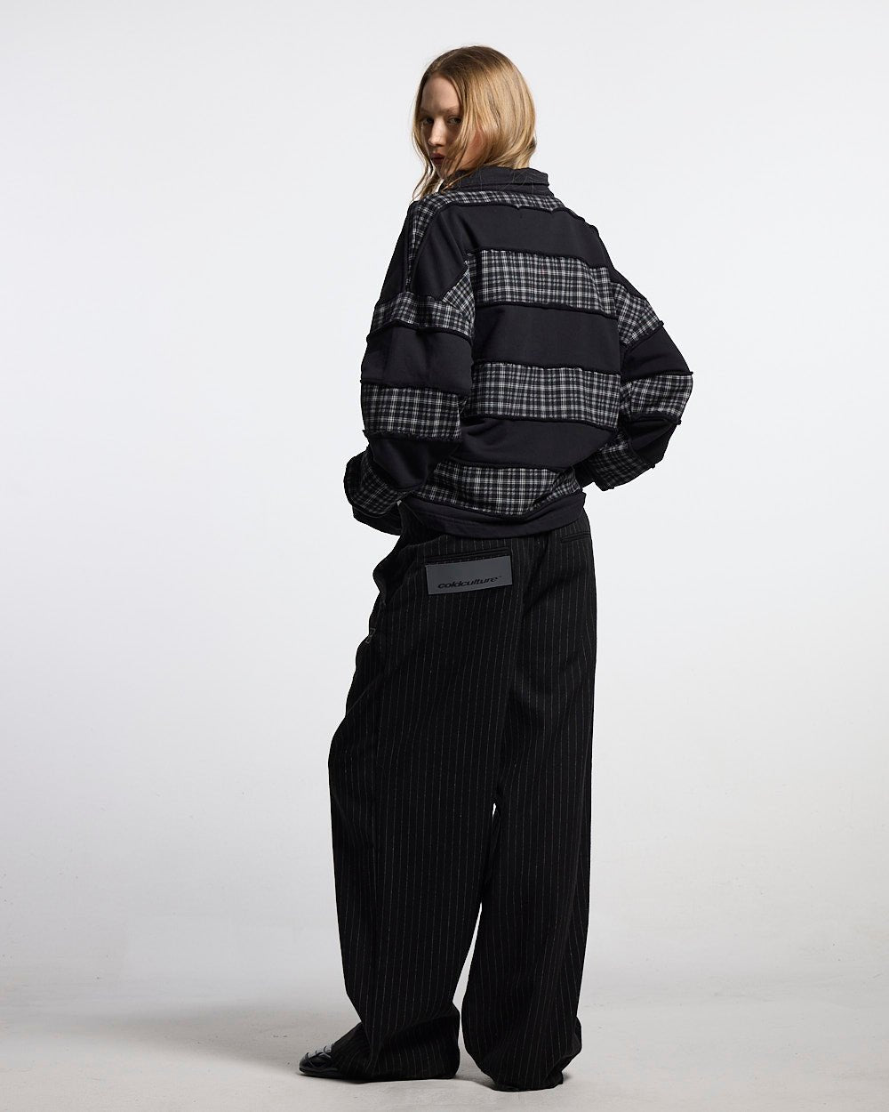 SEAM EFFECT LINE PANTS BLACK - Cold Culture