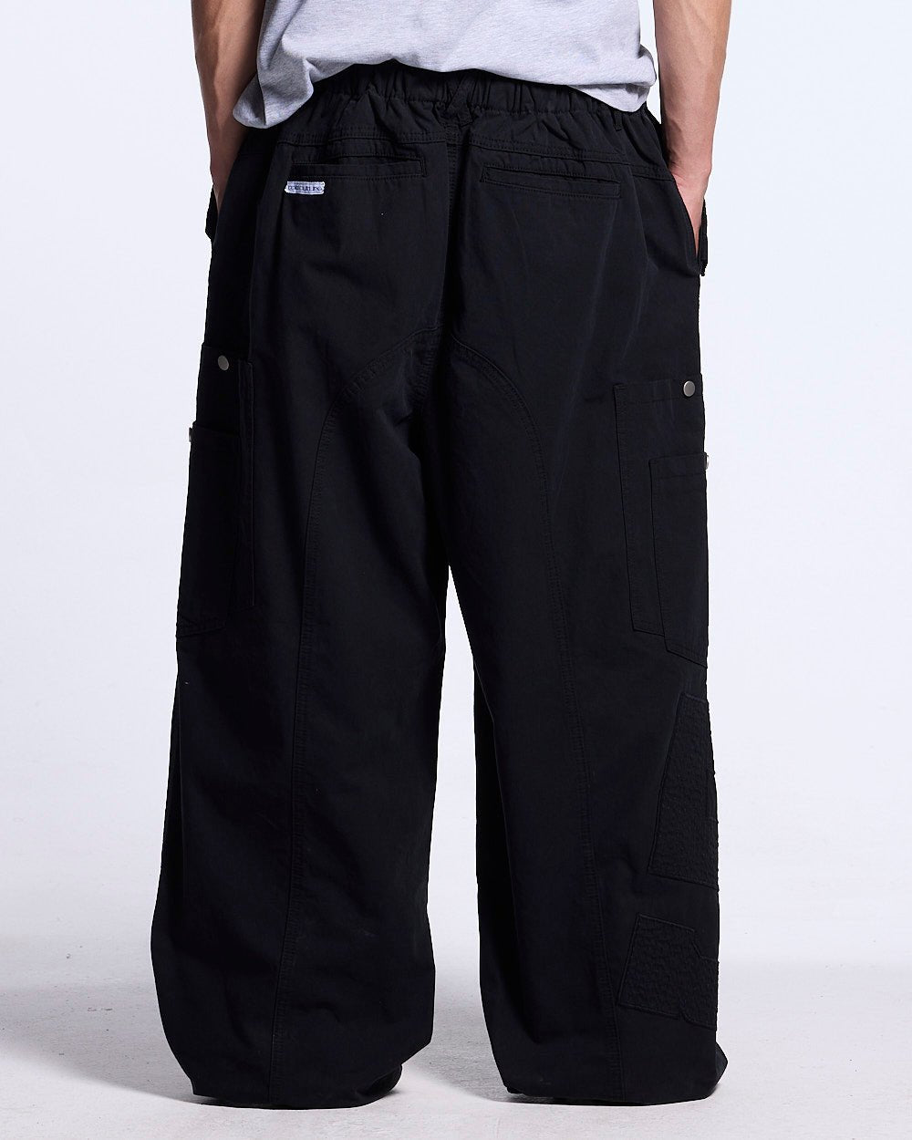 SOLID CARGO PANTS BLACK - Cold Culture