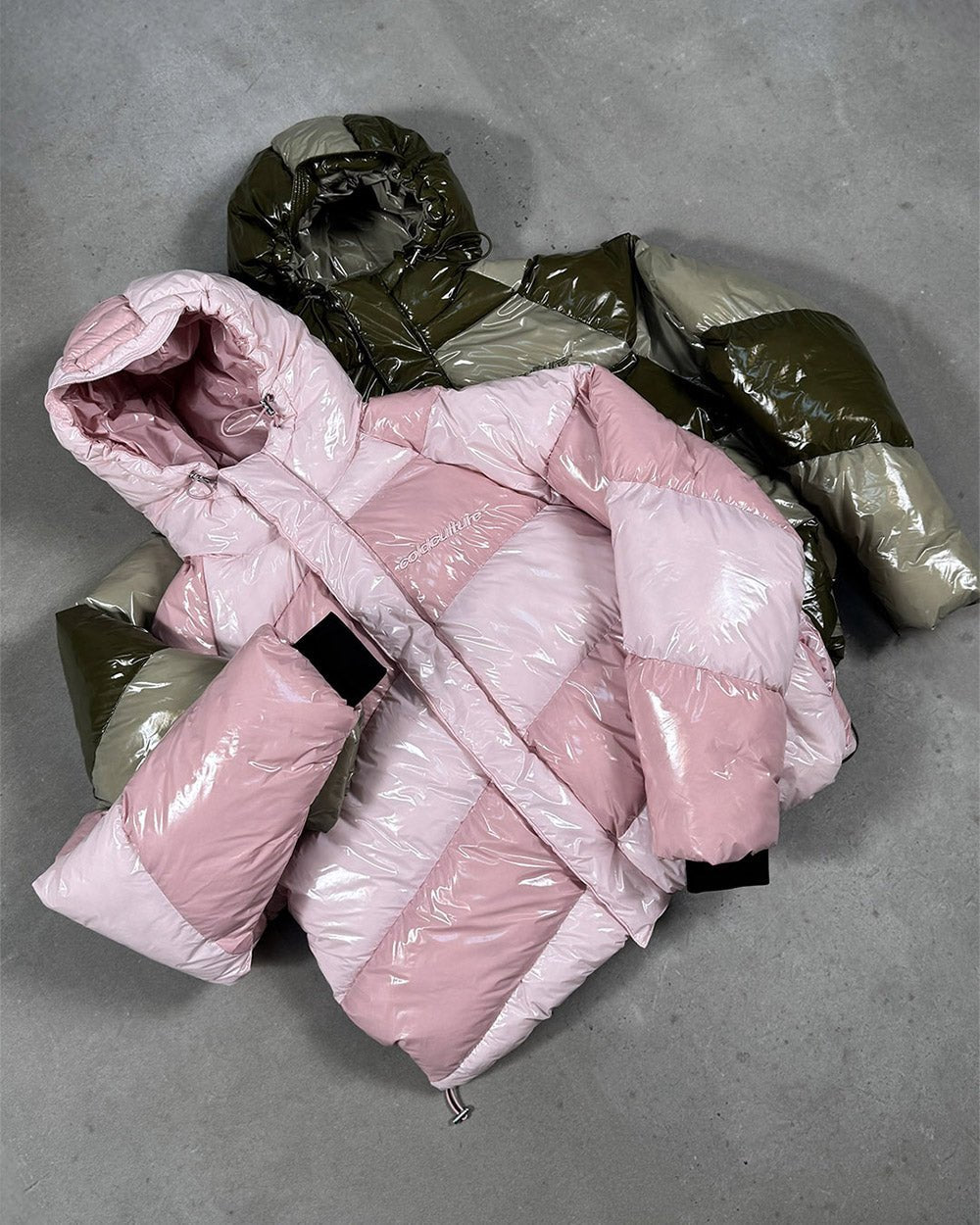 SPIRAL PUFFER GLOSSY PINK MIX - Cold Culture