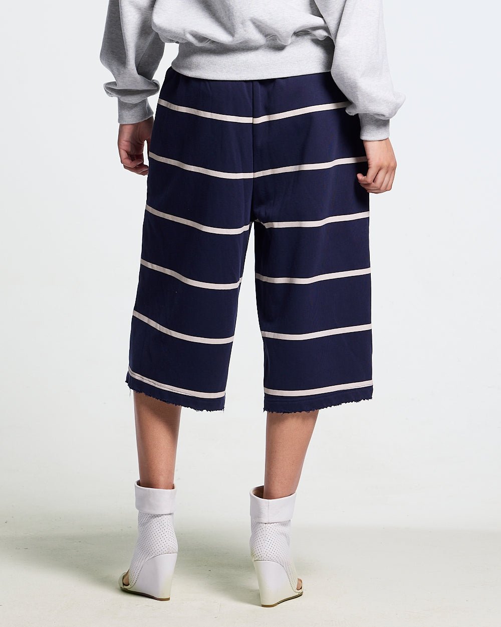 STALLION SHORT SWEATPANTS NAVY - Cold Culture