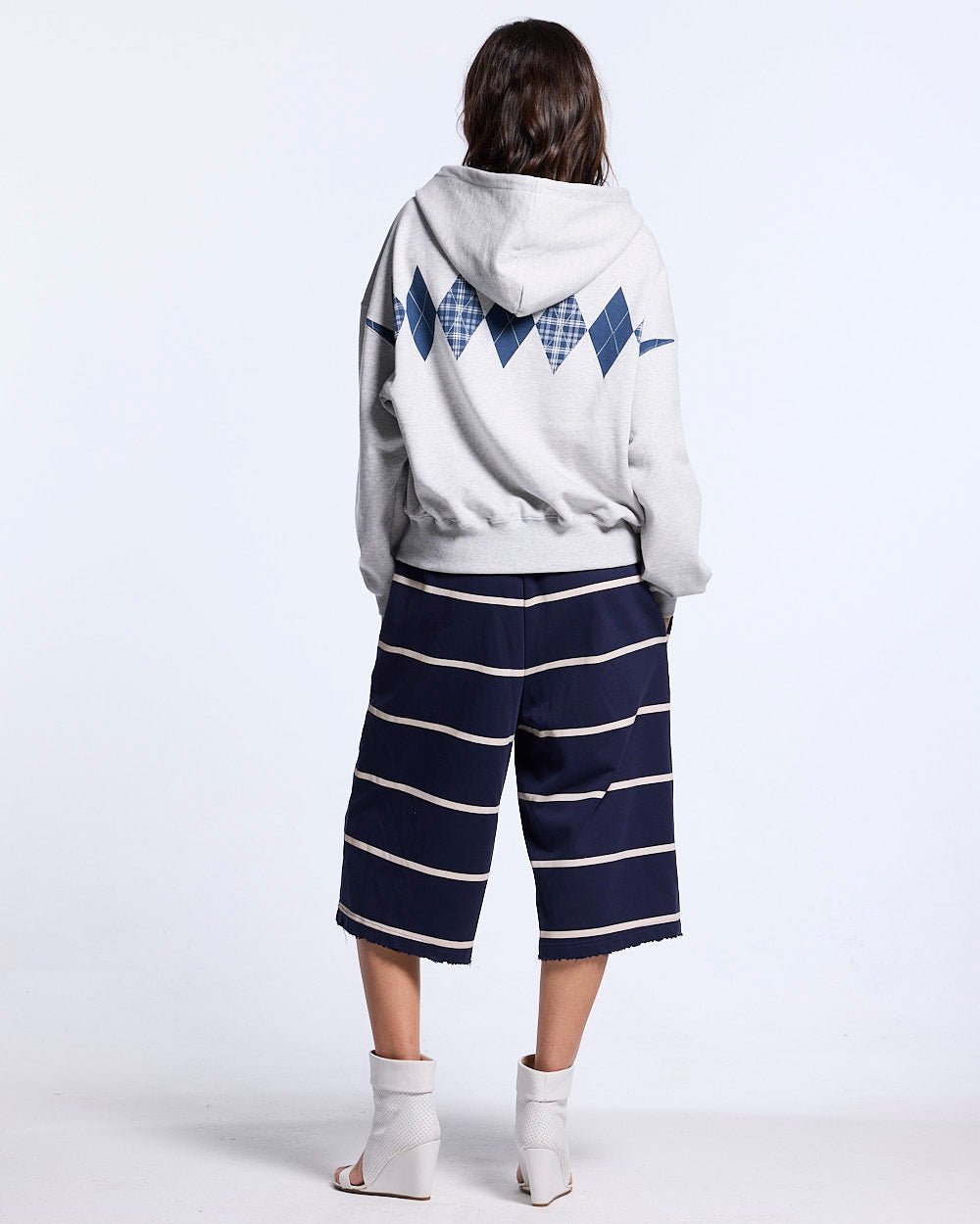 STALLION SHORT SWEATPANTS NAVY - Cold Culture