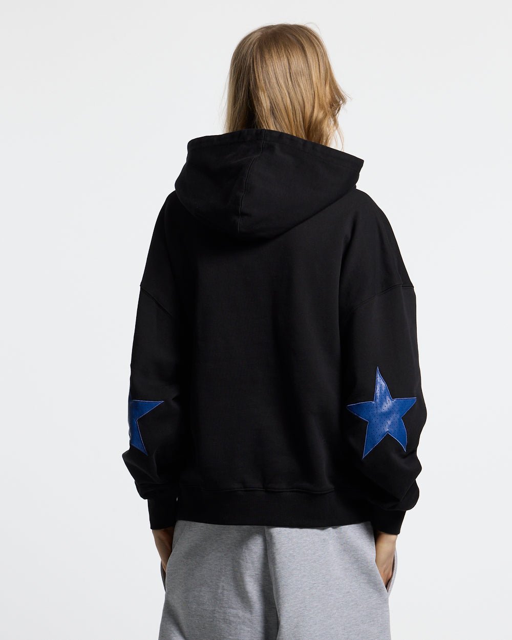 STAR CURVED ZIP HOODIE BLACK
